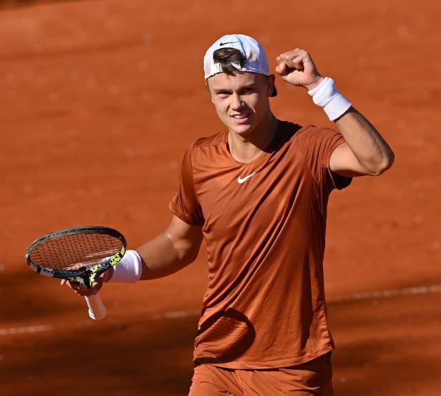 一支队伍 一支队伍