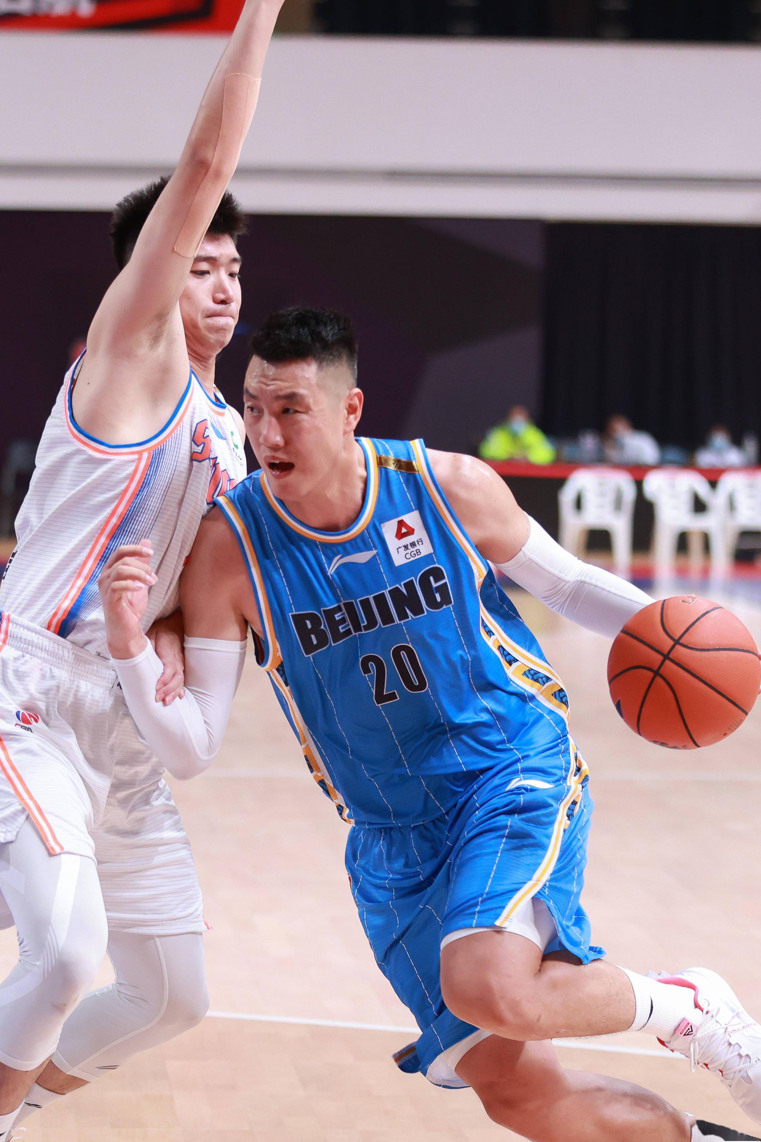 他通過高位 他通過高位