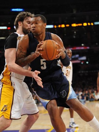 保证球队持 保证球队持